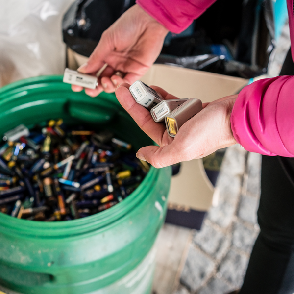 How to Properly Dispose of Hazardous Materials Before a Move